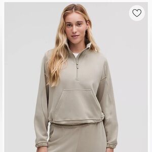 Lululemon brushed softstreme half zip size 6 color: river stone